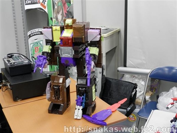 Transformers Bic Camera Nagoya Station West Fan Event   Fotress Maximus, Masterpiece, Prime  (5 of 50)